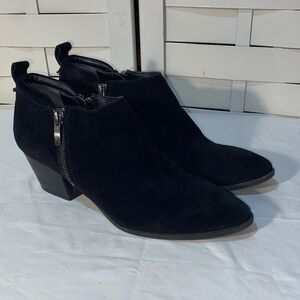 Franco Sarto Granite Black Ankle Booties women’s size 8